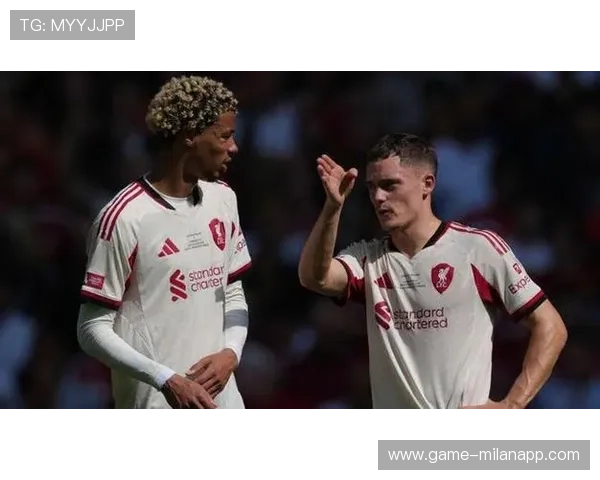 “英超场面火爆，球迷热情高涨”，zaker 英超